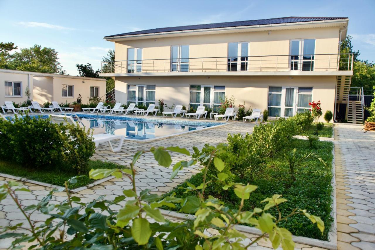 Family Resort Bambora Goedaoeta Buitenkant foto